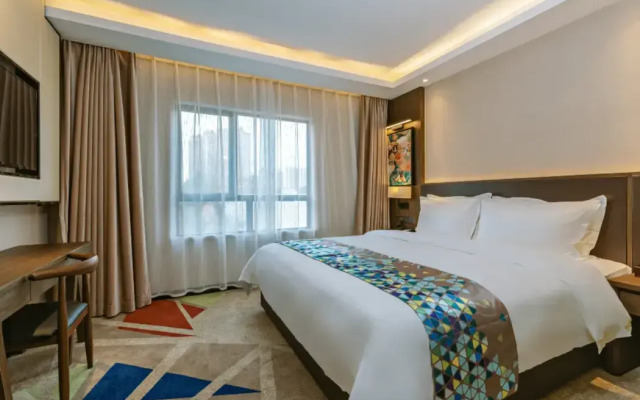 CHEERMAY HOTELS (Guangzhou Pazhou Exhibition Center Chigang Metro Station)
