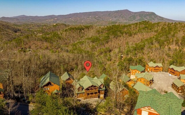 Royal Vista Lodge