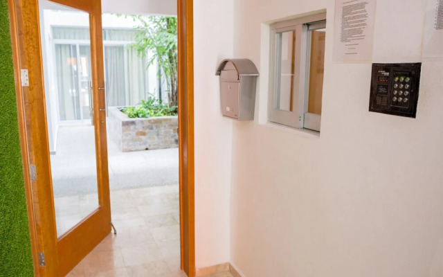 5th Coral Suite by Ixchel