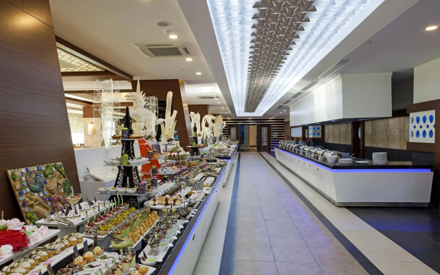 Luna Blanca Resort & Spa - All Inclusive