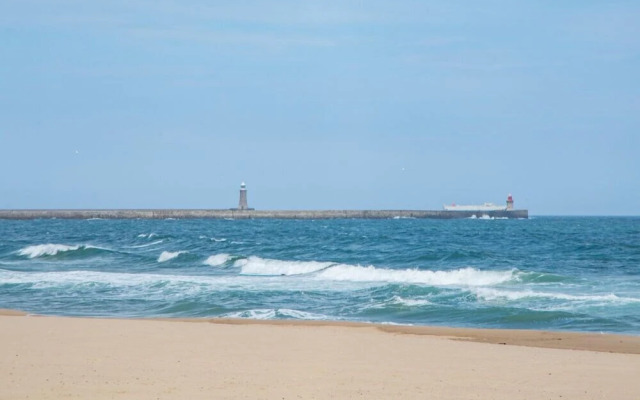 Beautiful Sea Winnings Two-bedroom Apartment
