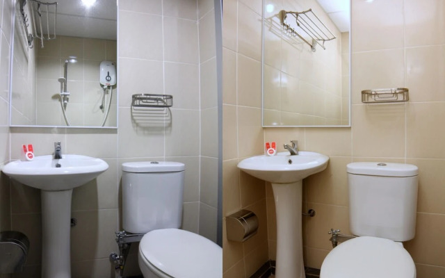 OYO 44054 Holiday Mansion Inn