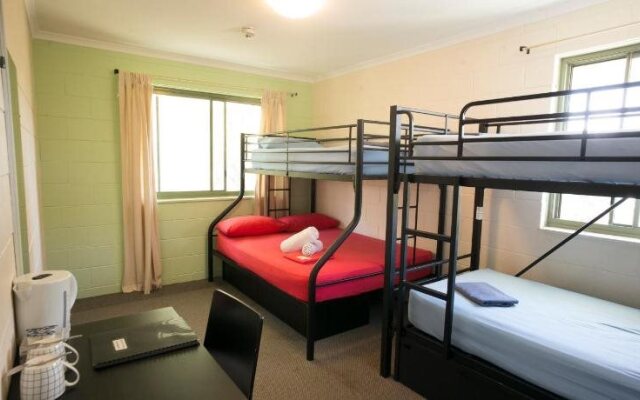 Manta Lodge YHA & Scuba Centre - Hostel