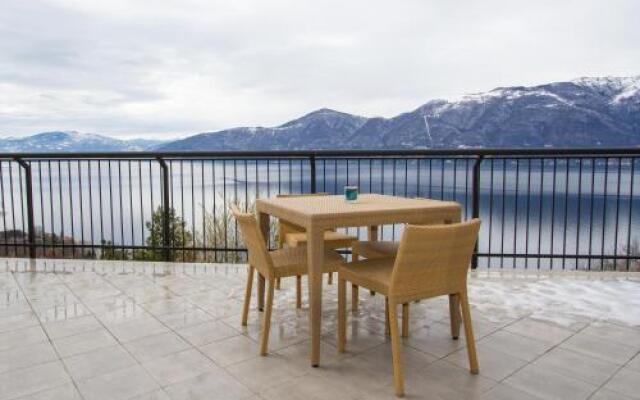 Sopra Il Lago 113