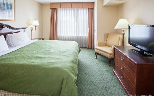 Country Inn & Suites by Radisson, Indianapolis Airport South, IN