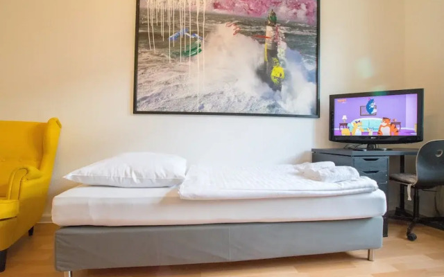 Big 2 Room City Apartment