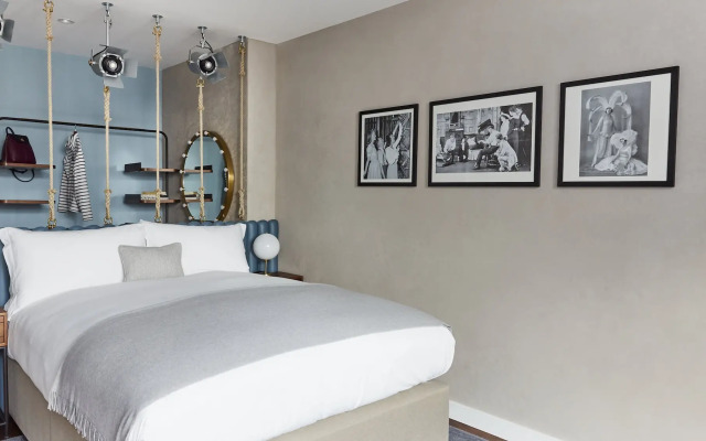 Hotel Indigo London - 1 Leicester Square by IHG