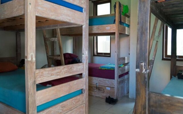 Canggu Surf Hostel