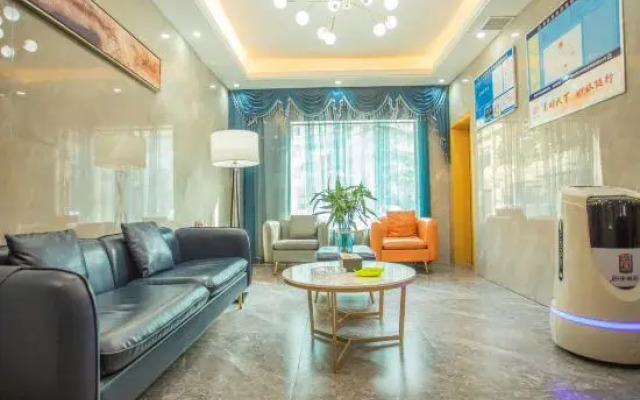 Homeinn Pebble Hotel (Qianjiang Dongfeng Road)