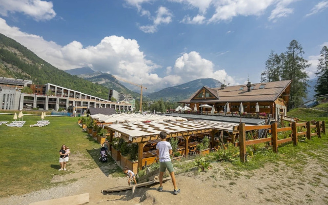 La Marmotta Campo Smith on the Ski Slopes