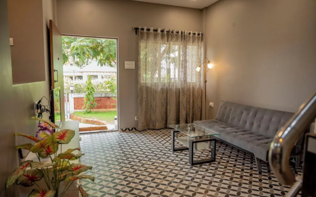Hotel Sadhana Executive
