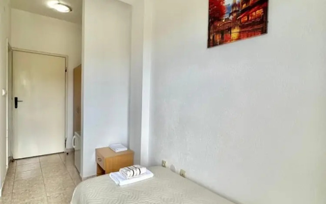 B&M Holiday Rooms