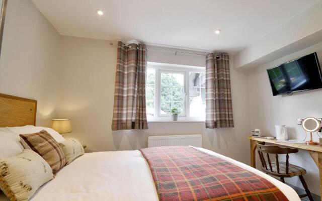 The Cayley Arms Inn