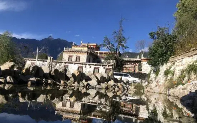 Dezi Qingmai Homestay