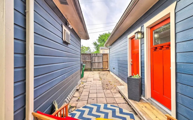 Central & Cozy Houston Studio - Pets Welcome!