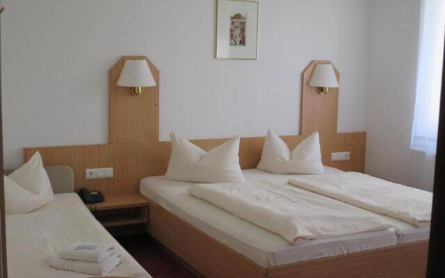 Hotel & Gästehaus Krone