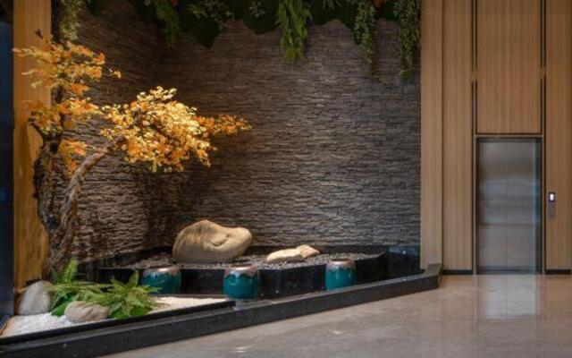 Taizhou GTALLIN Light Luxury Hotel (Jiaojiang Shifu Avenue)