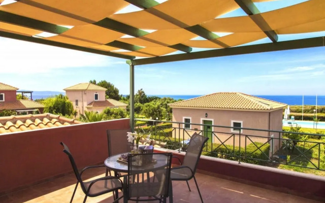Monambeles Villas 2-bedroom Spa Bath Villa Cleo