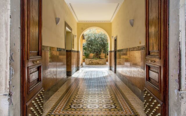 Vatican Suites Apartments