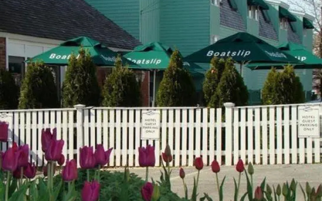 Boatslip Resort