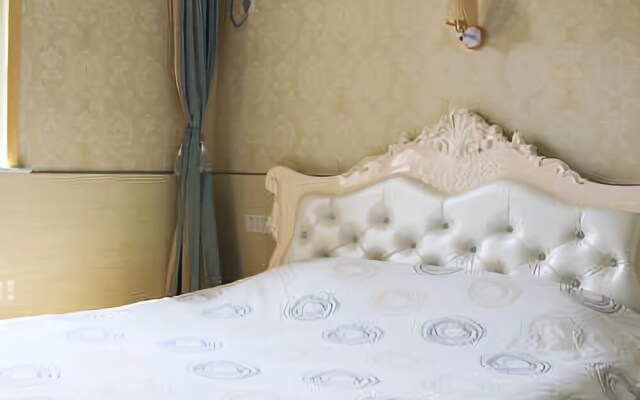 Huaning Hostel