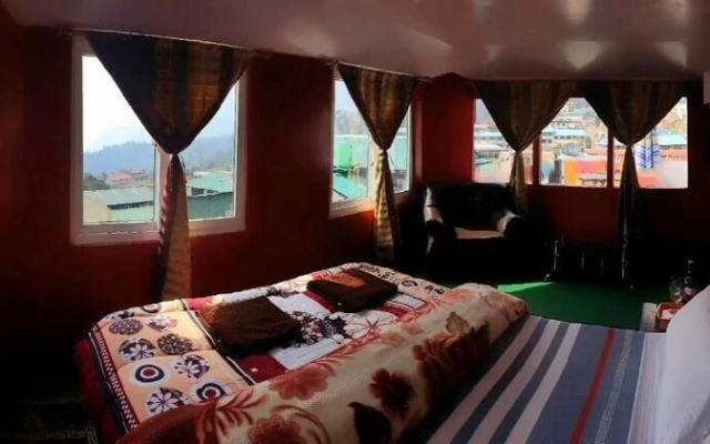 Lama Hotel