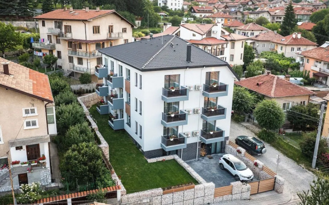 2 Bedroom Apartment and Free Relax Zone