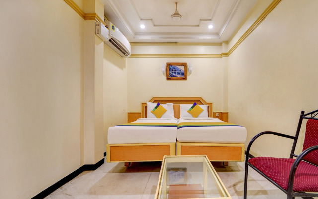 Itsy Hotels Coastal Grand Sathyam