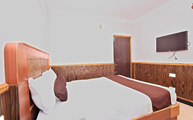 Capital O 8709 Hotel Rain Forest