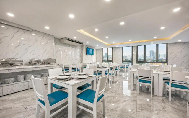 Calix Hotel