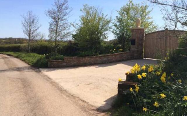 Roobies Barn