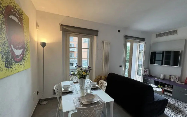 Beautiful Bright Flat With 2 Balconies
