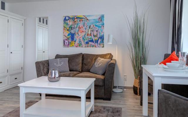 Simply Suite _AD7 _ 11_