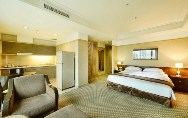 Pacific Regency Hotel Suites
