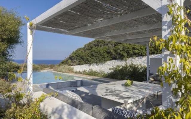 Villa Alkyoni · Beautiful 8-Person Family Villa with Great Views