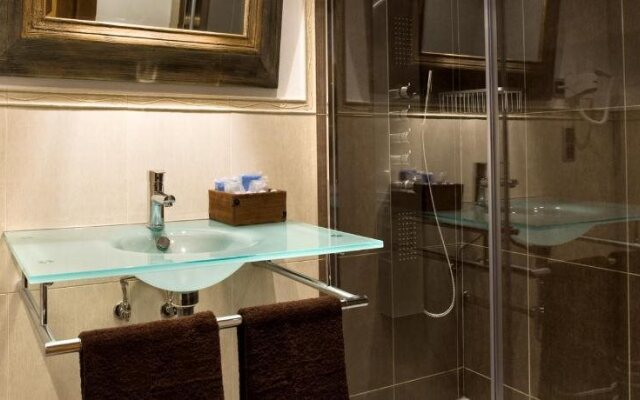 Hostal Raices