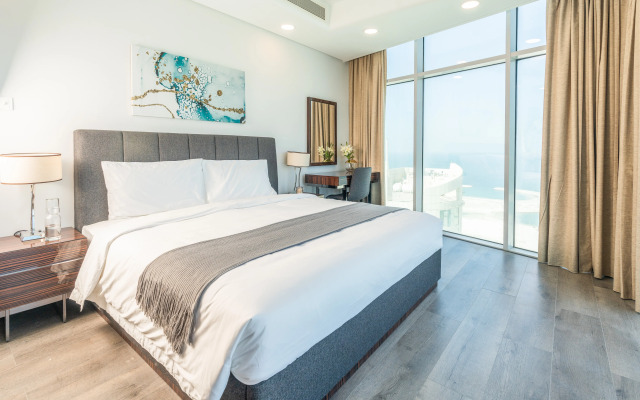 S Plaza Suites Hotel