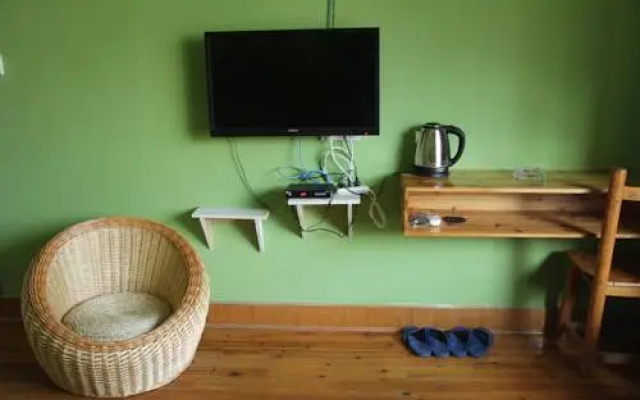 Twelve Time International Hostel