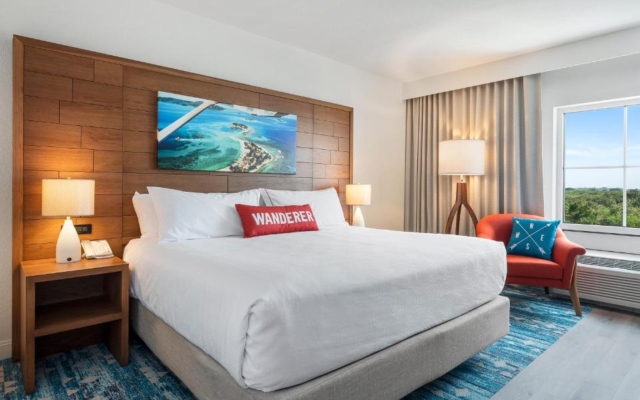 Compass Hotel by Margaritaville Anna Maria Sound