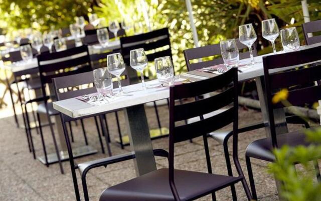 Kyriad Niort Est - La Crèche