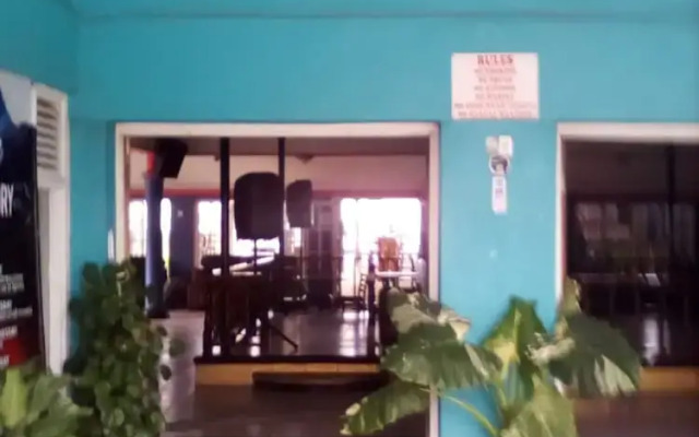 Cariblue Beach Hotel And Scuba Diving Resort