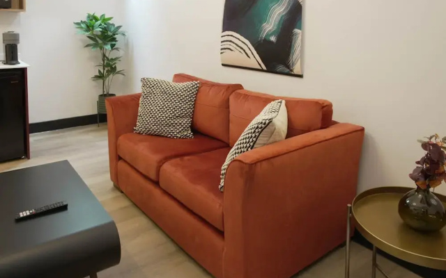 Sixty Aparthotel 2bed, Central Cardiff + Parking