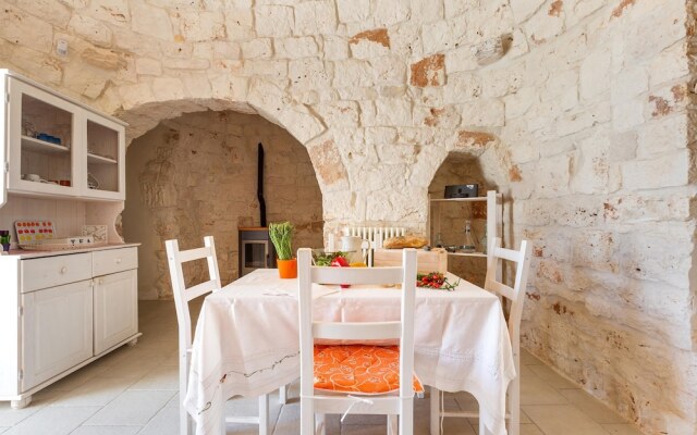 2422 Il Trullo di Erna by Barbarhouse