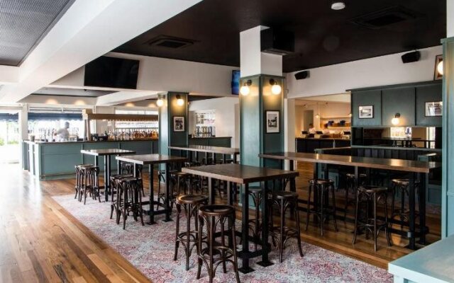 Portsea Hotel