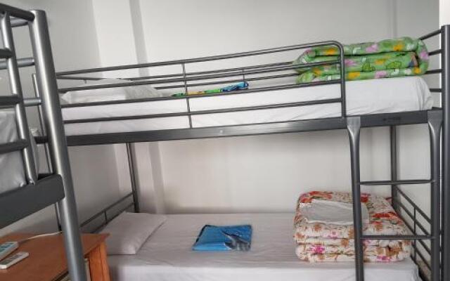 Acropolis Hostel