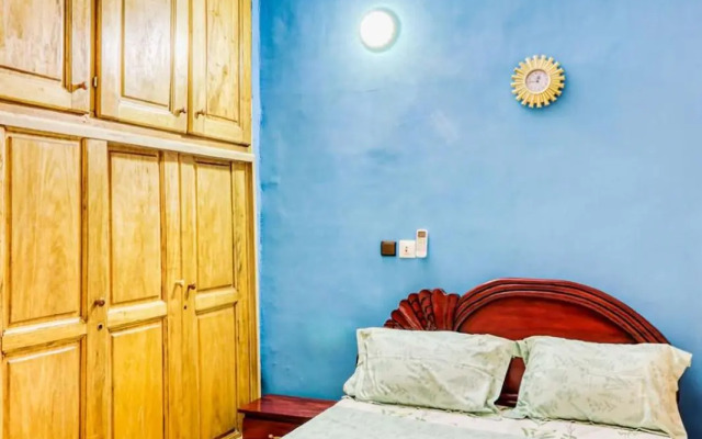 Beautiful- 1 Bedroom Apartment - Parking on site
