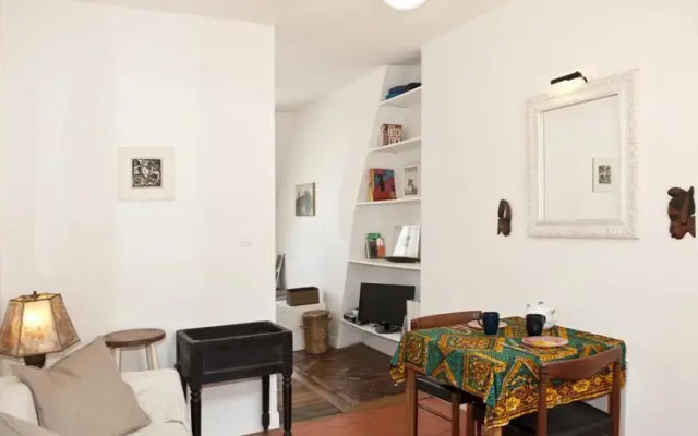 Nice Republique Studio