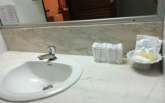 Songphanburi Hotel