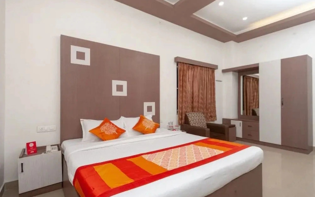 MM Residency By OYO Rooms