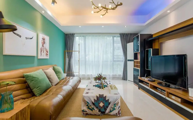 Locals Boutique Apartment Huafa No.11